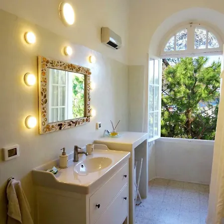 Romantic With Stunning Sea View Rhodes City