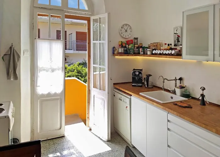 Privatunterkunft Romantic With Stunning Sea View