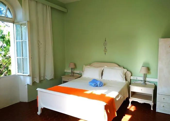 Romantic With Stunning Sea View *