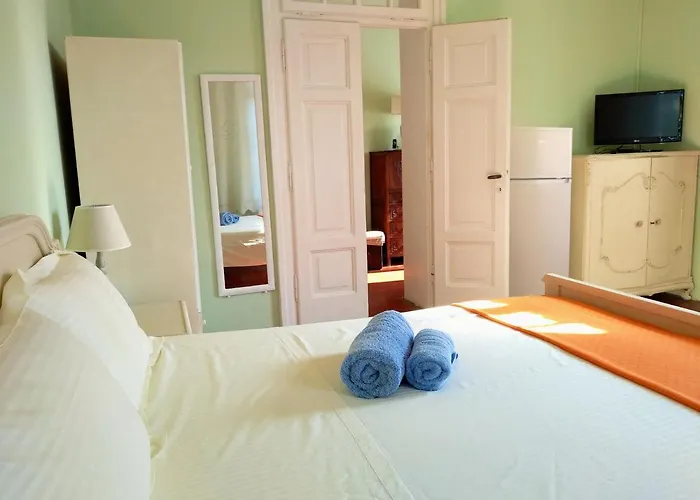 Romantic With Stunning Sea View Pansiyon Rhodes City